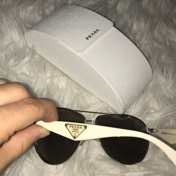 Authentic Prada sunglasses - Picture 3 of 3